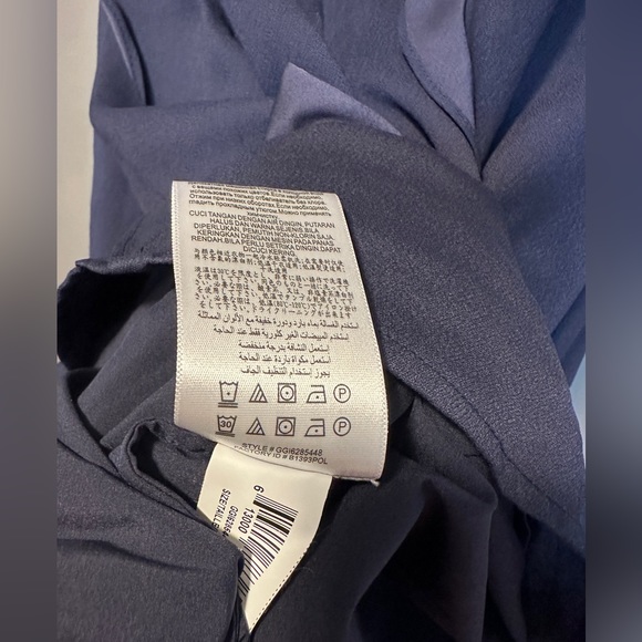 BCBG NAVY dress, NWOT, fully lined.  2008 - Picture 6 of 7